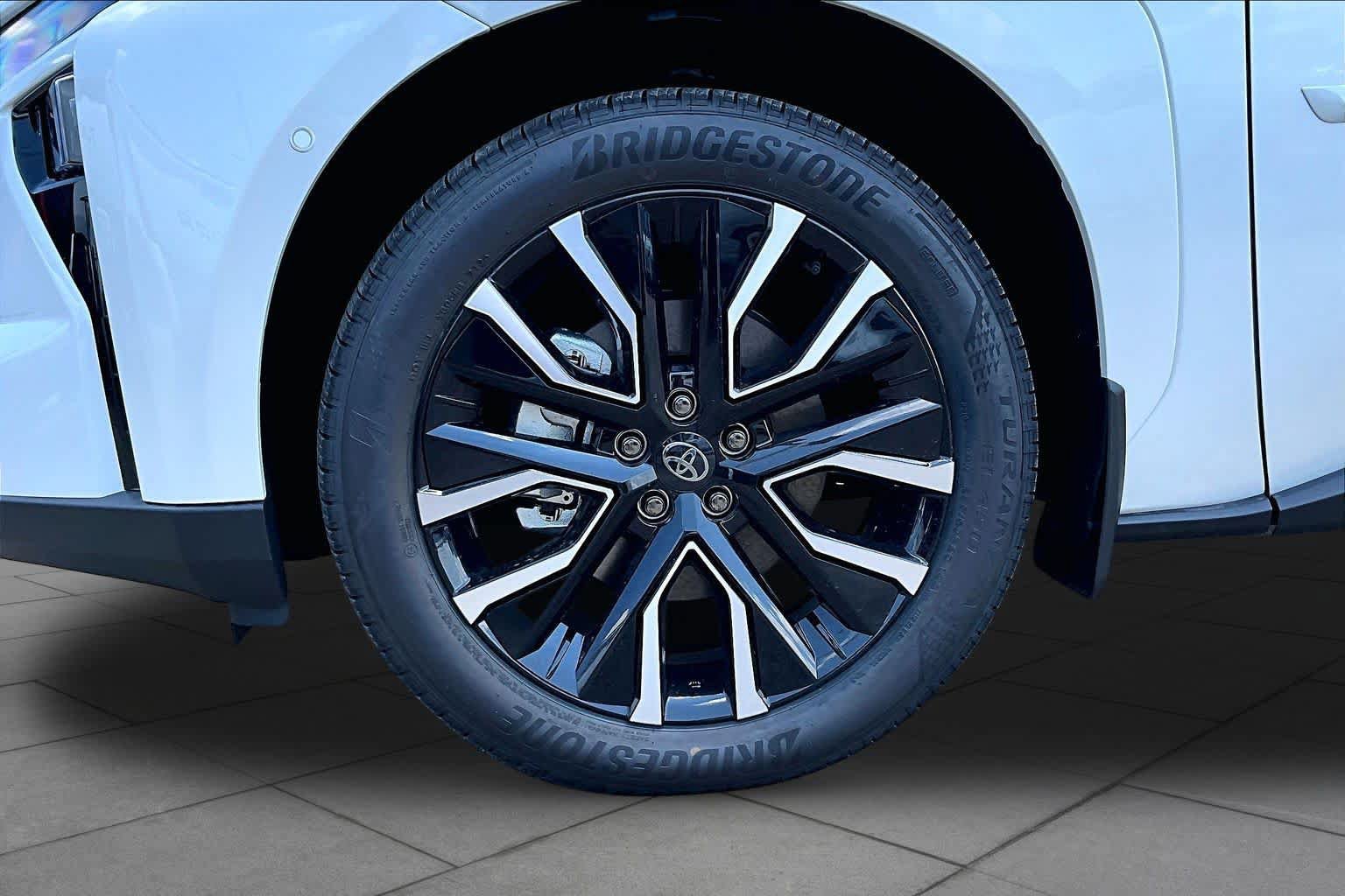 New 2026 Toyota bZ FWD image 9