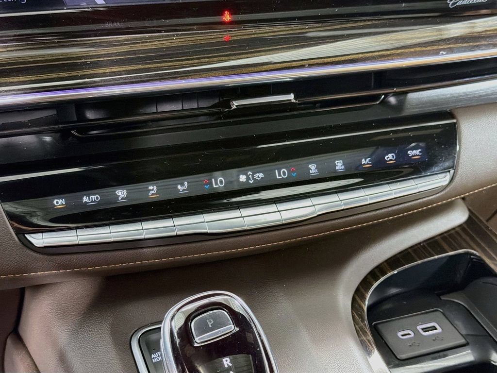 Used 2021 Cadillac Escalade Sport w/ Driver Assist Tech Package AWD/4WD image 17