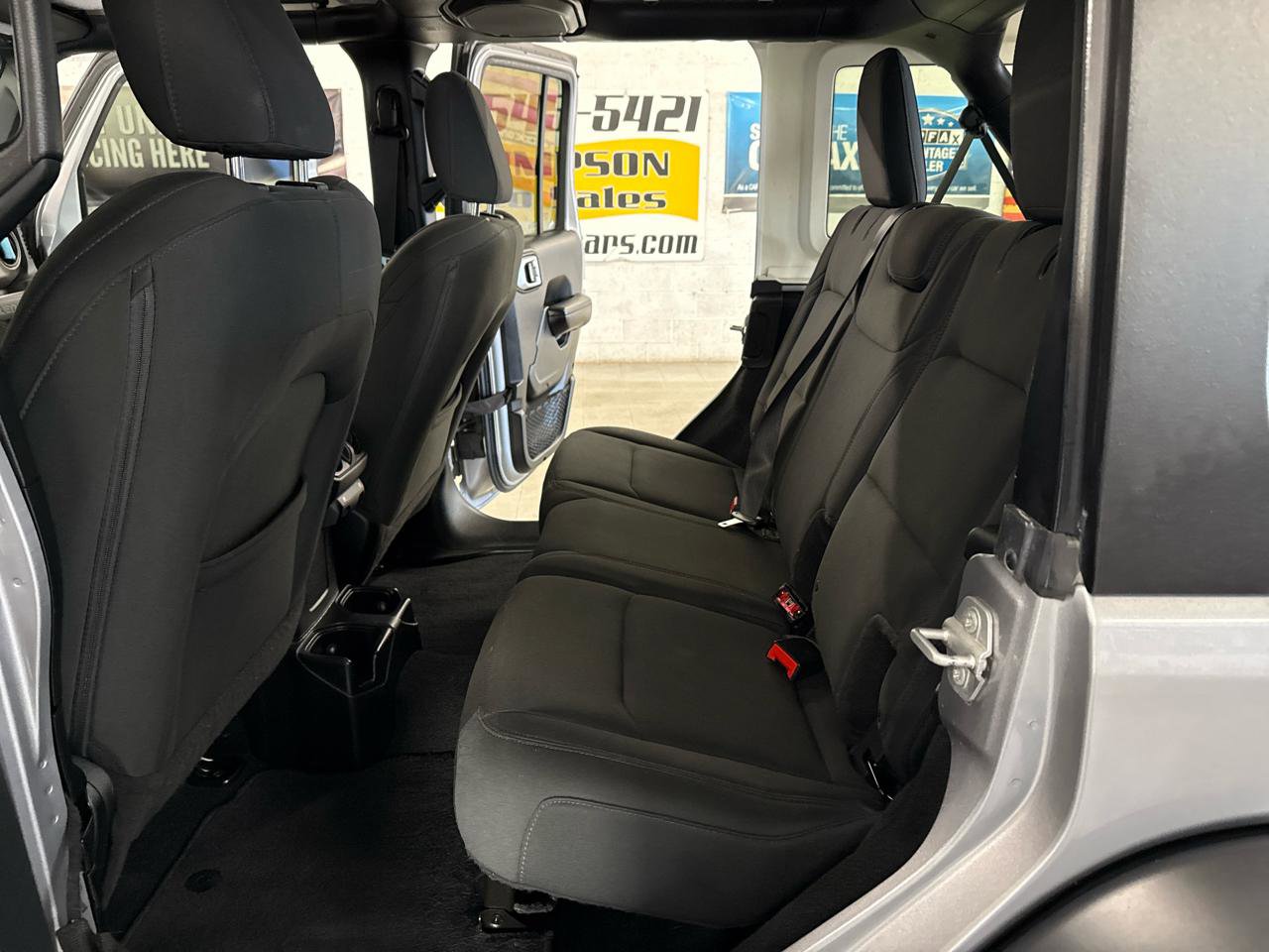 Used 2018 Jeep Wrangler Unlimited Sport S image 30
