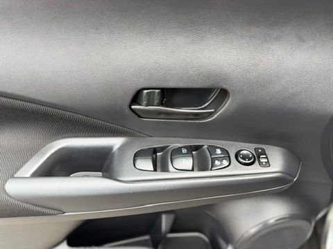 Used 2024 Nissan Kicks S FWD image 17