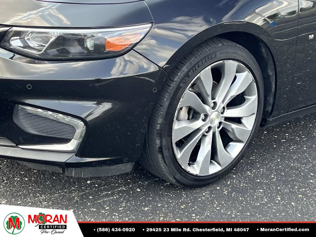 Used 2018 Chevrolet Malibu Premier w/ Premier Sun and Wheel Package FWD image 8