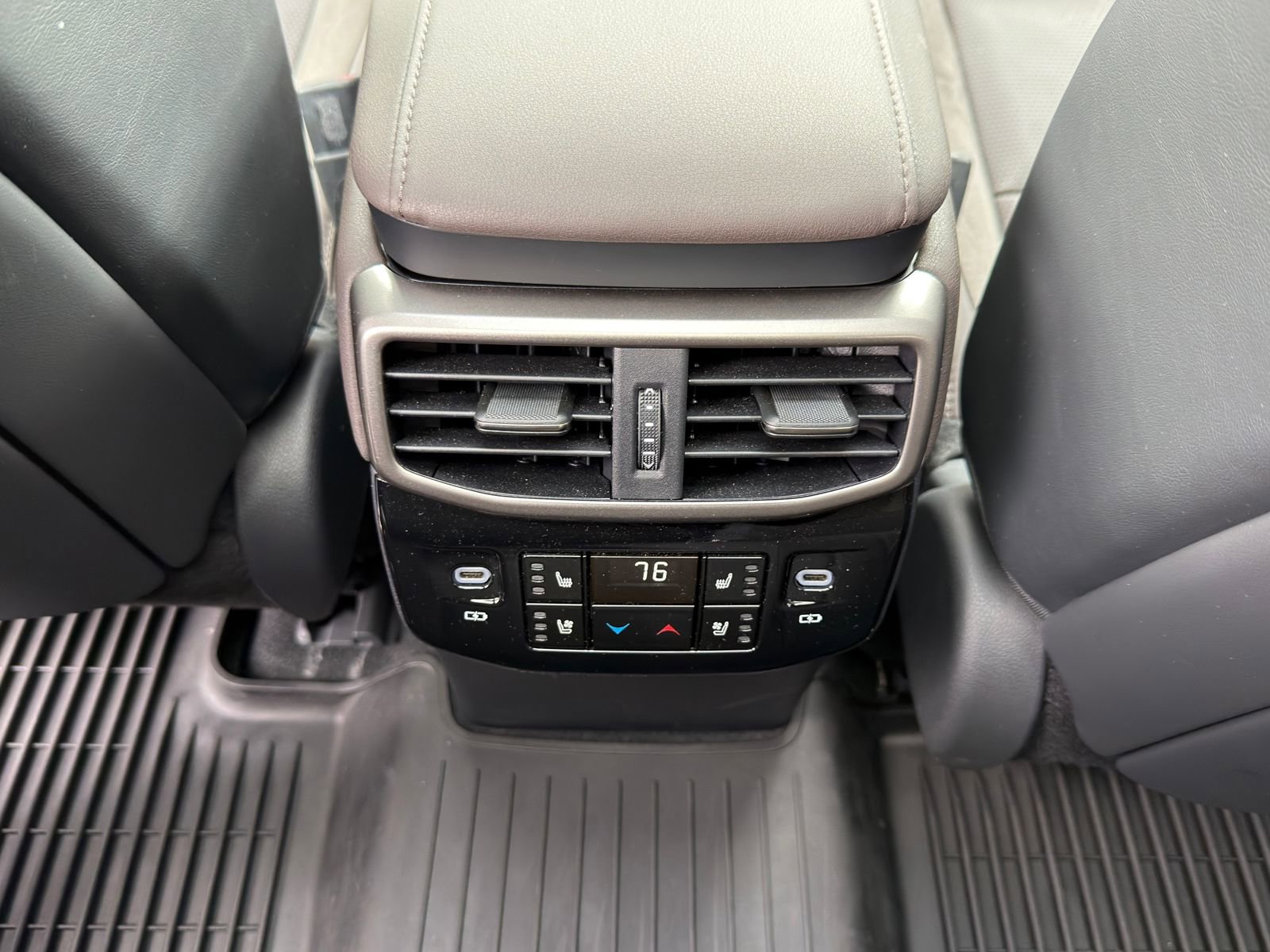 Used 2025 Lexus RX 350 AWD w/ Convenience Package image 16