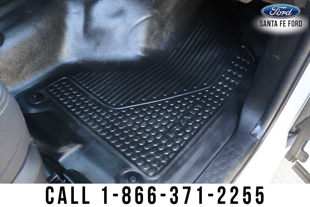 Used 2024 RAM 3500 Tradesman w/ Chrome Appearance Group image 22