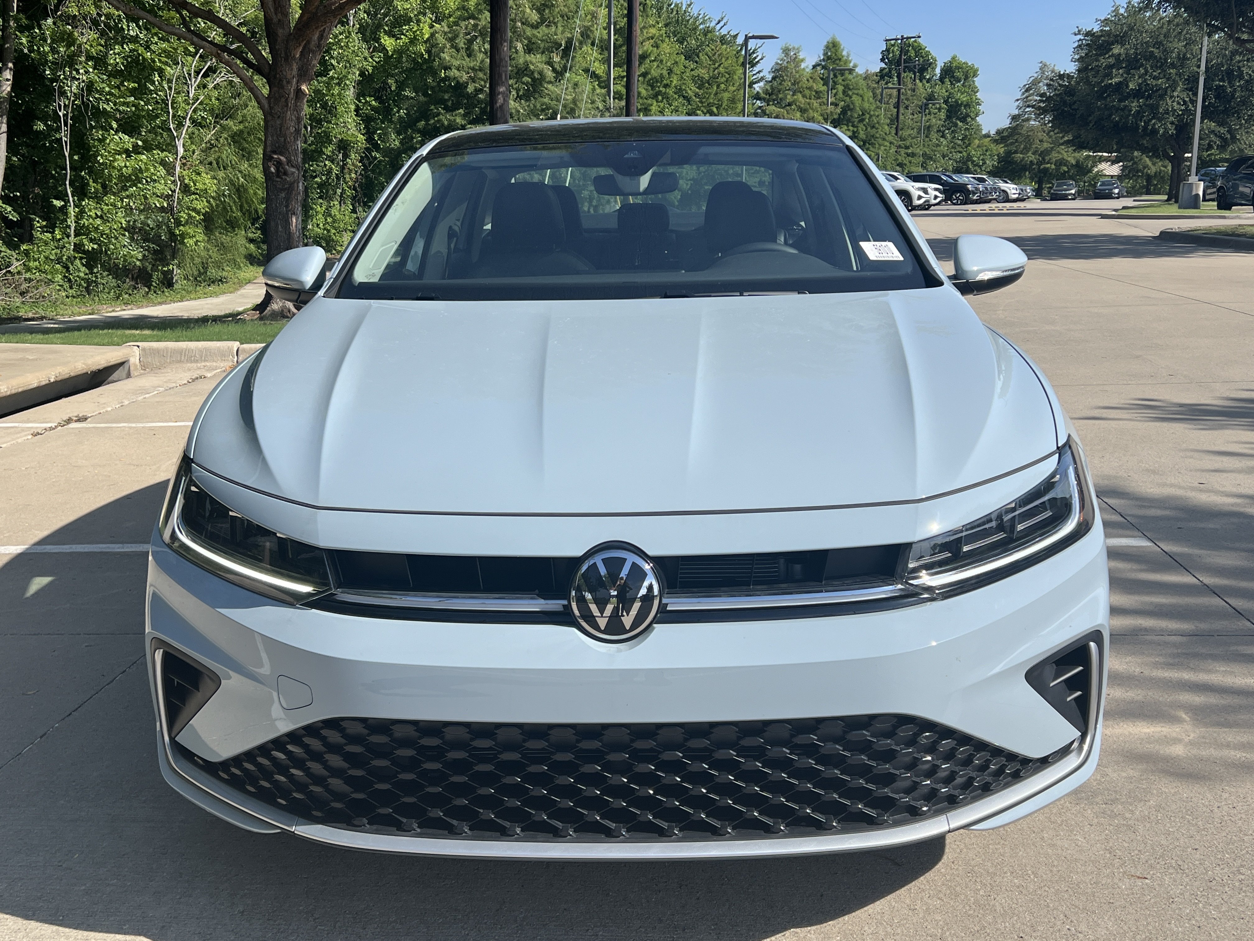 Certified 2026 Volkswagen Jetta SEL FWD image 3