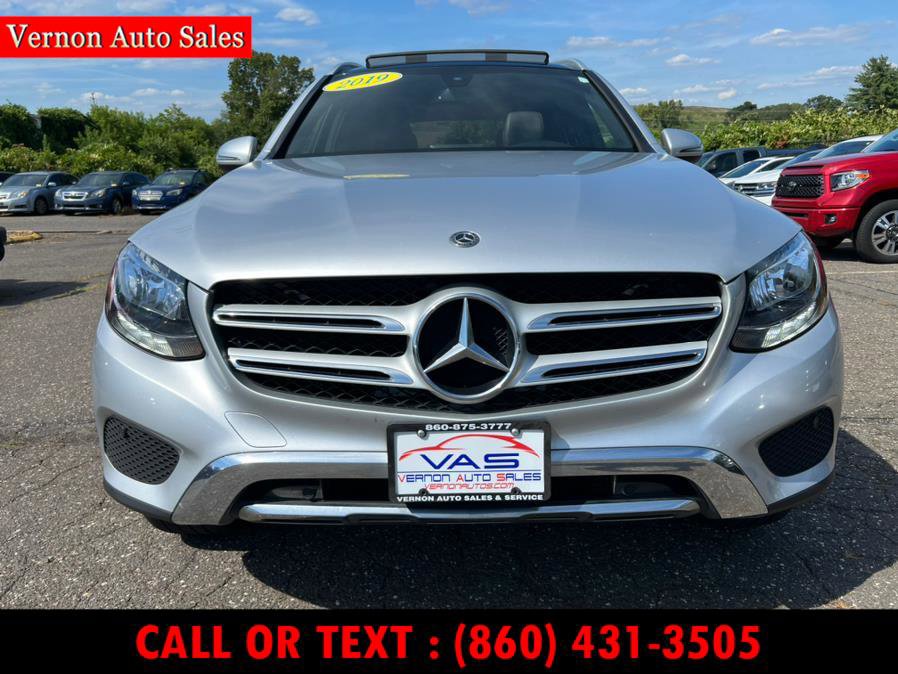 Used 2019 Mercedes-Benz GLC 300 4MATIC image 2