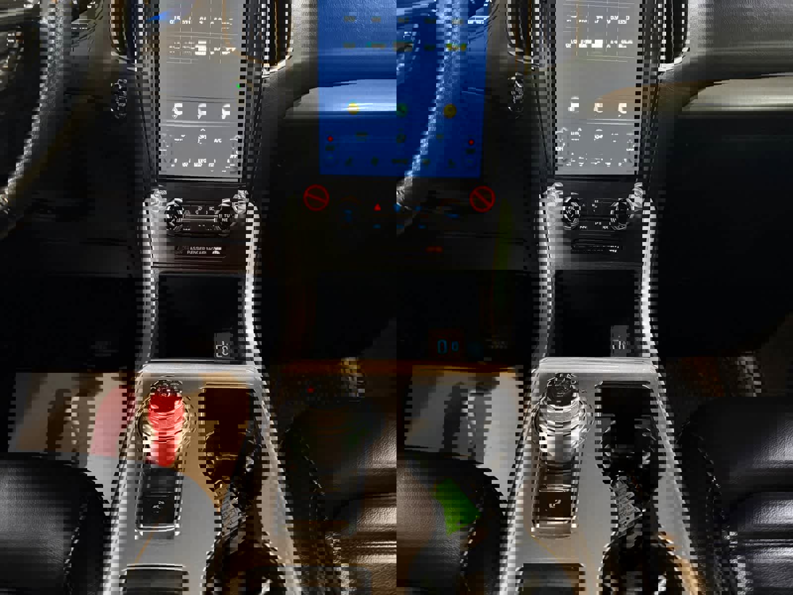 Used 2024 Ford Edge SEL image 15