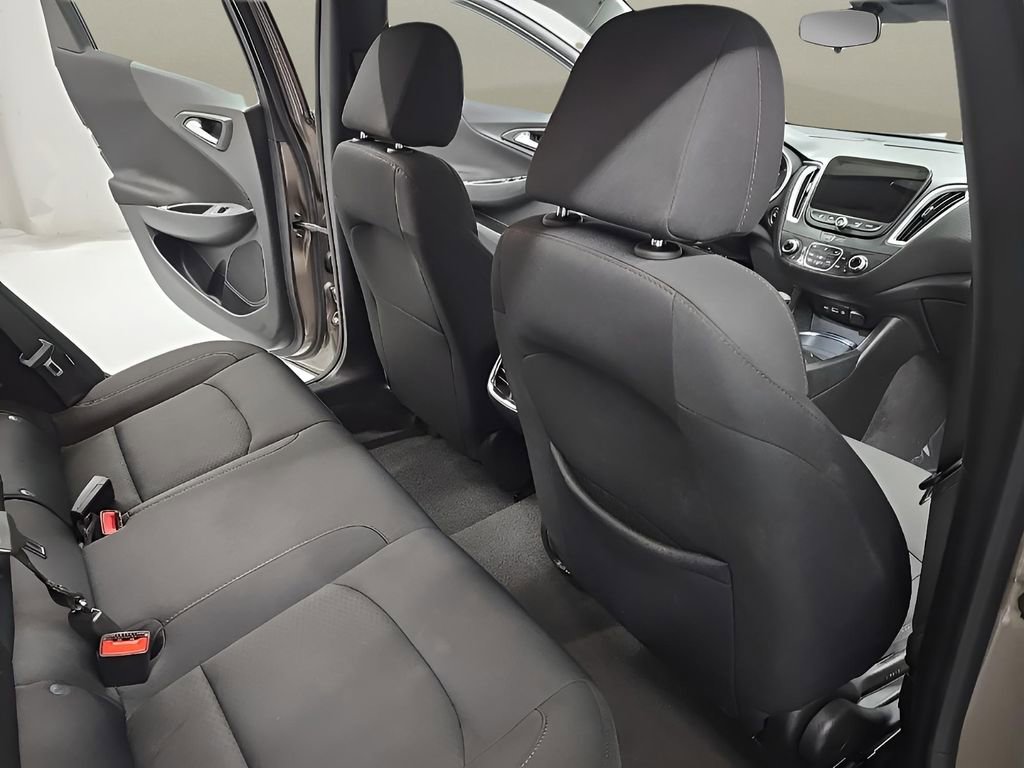 Used 2024 Chevrolet Malibu LT image 17