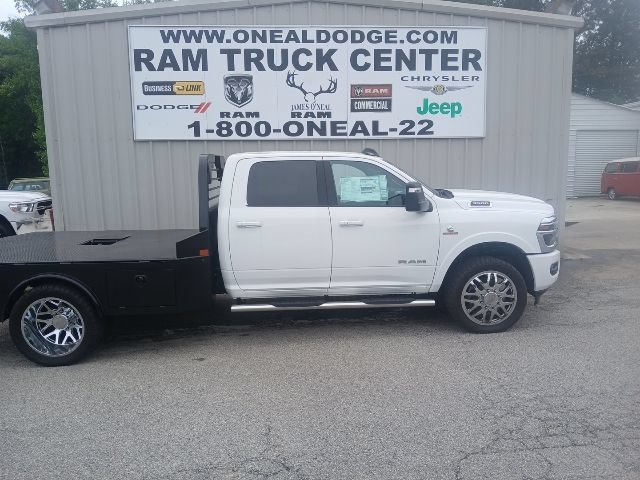 New 2026 RAM 3500 Big Horn w/ Laramie Trim Package AWD/4WD image 2