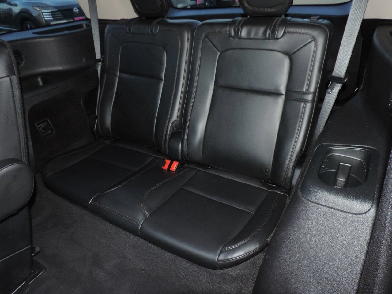 Used 2022 Lincoln Aviator Reserve w/ Elements Package Plus RWD image 23