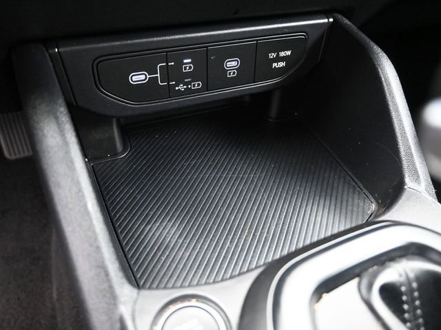 Used 2025 Kia K4 LXS image 28