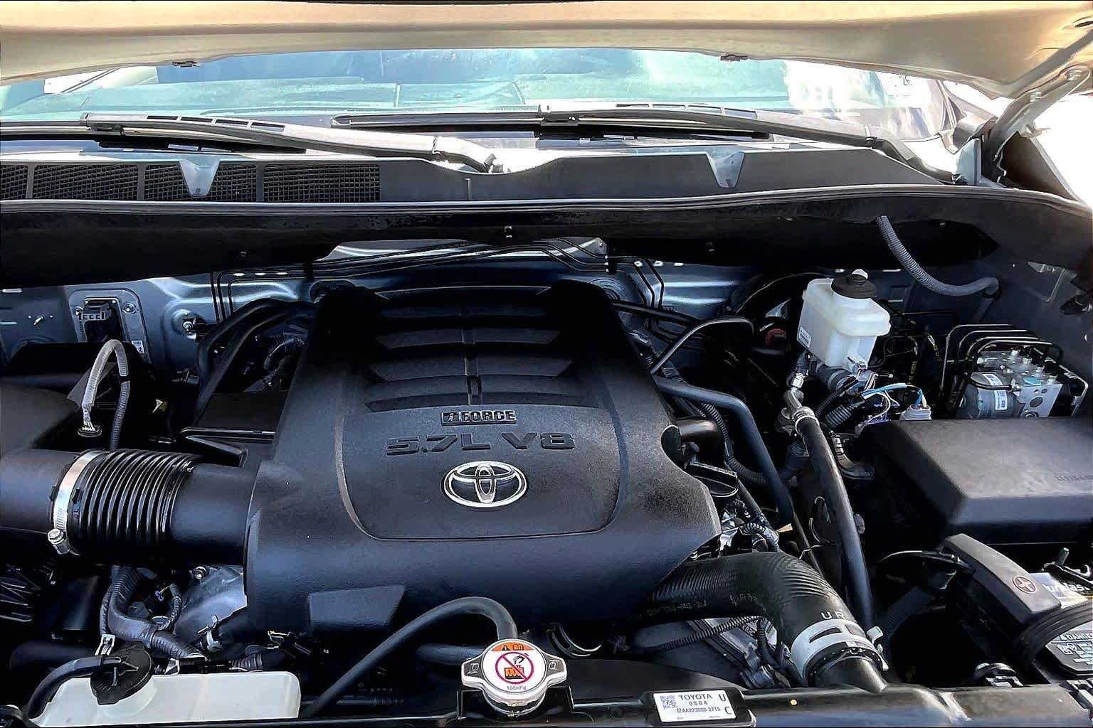 Used 2020 Toyota Tundra Limited w/ Limited Premium Package RWD image 32