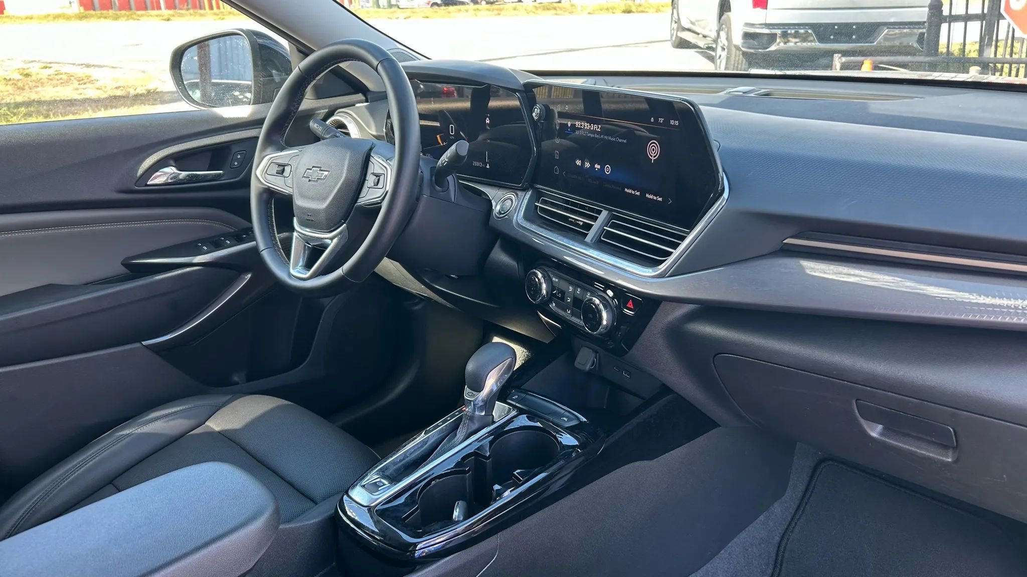 Used 2025 Chevrolet Trax ACTIV w/ Driver Confidence Package image 19