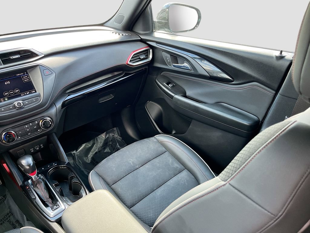 Used 2023 Chevrolet TrailBlazer RS FWD image 22