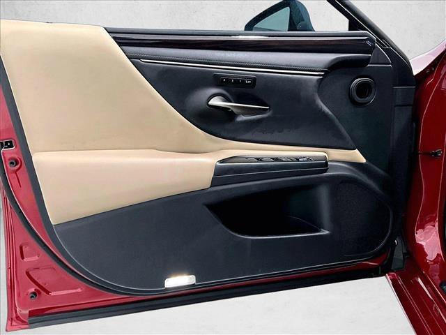 Used 2020 Lexus ES 350 w/ Premium Package FWD image 18