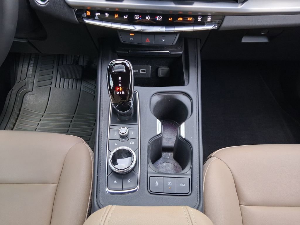 Used 2024 Cadillac XT4 Luxury FWD image 17