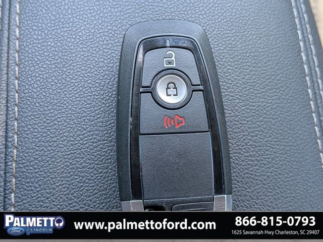 Used 2020 Ford Escape SE image 29