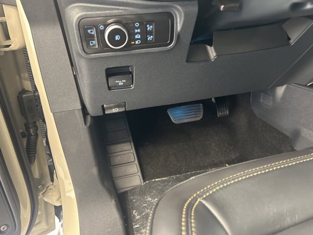 New 2025 Ford Bronco Badlands image 26