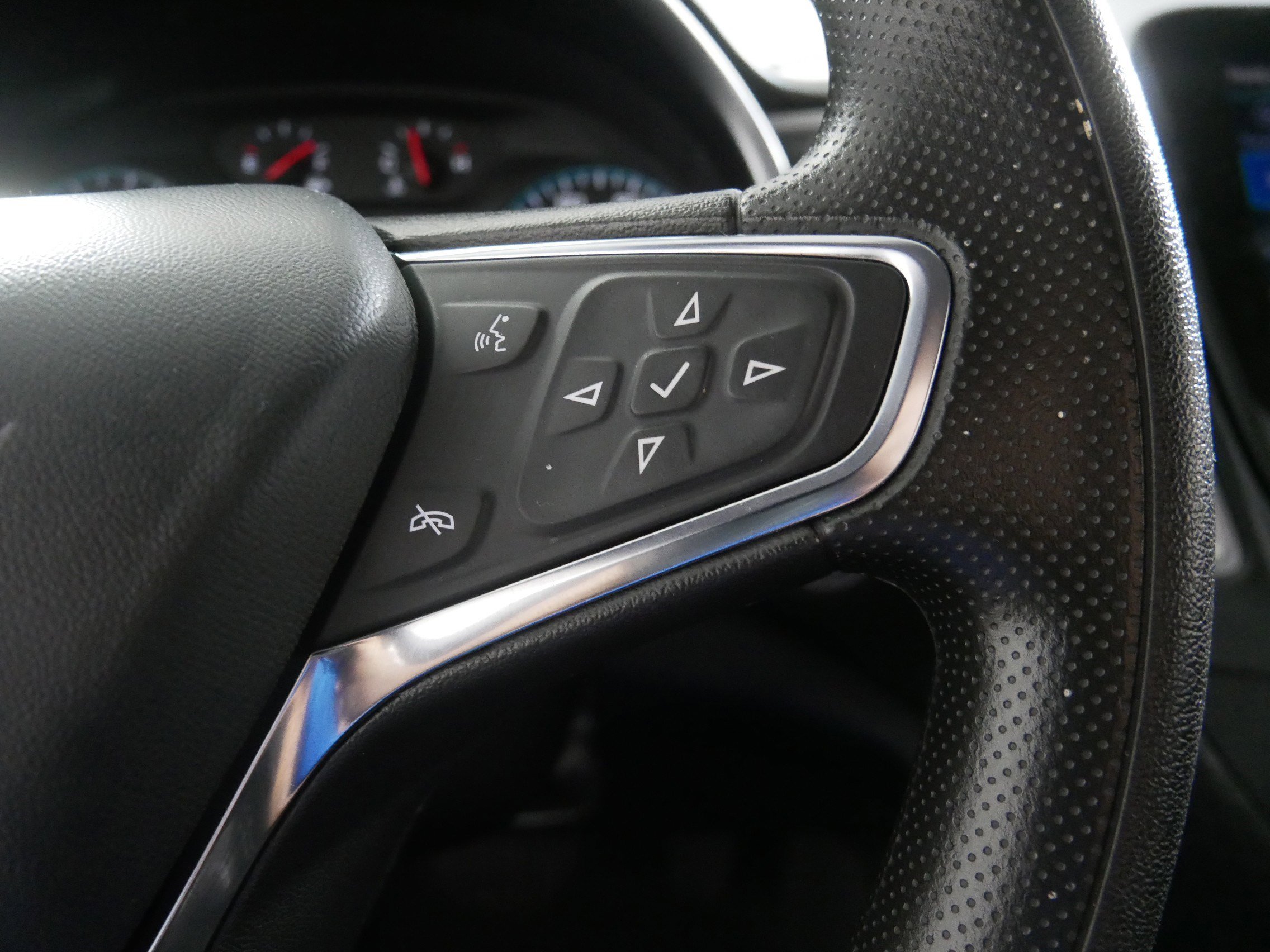 Used 2023 Chevrolet Malibu LS image 28