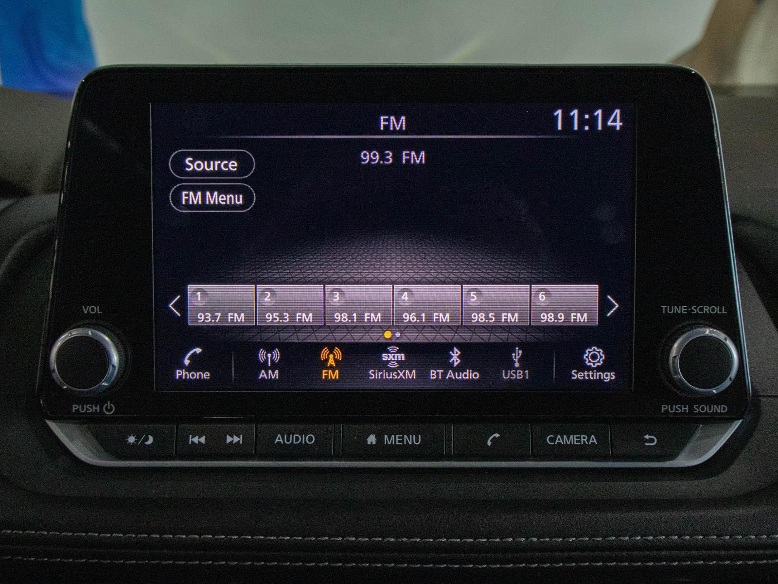 Used 2023 Nissan Rogue SL image 8