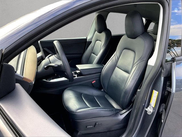Used 2020 Tesla Model Y Long Range image 27