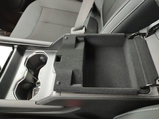 New 2026 Jeep Grand Cherokee Laredo image 21