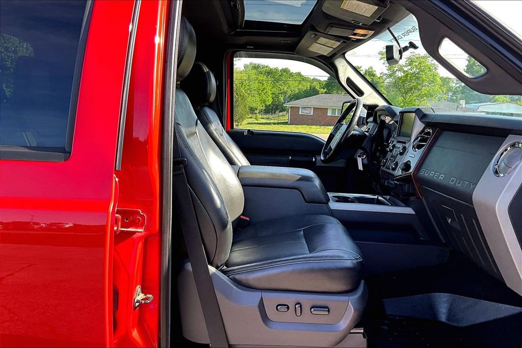 Used 2016 Ford F250 Lariat w/ Lariat Ultimate Package image 7