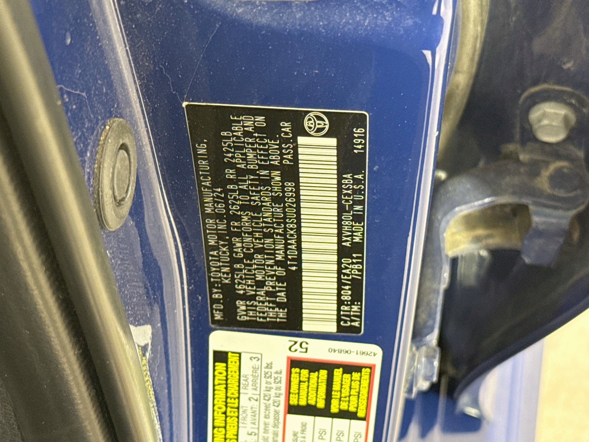 Used 2025 Toyota Camry SE FWD image 27