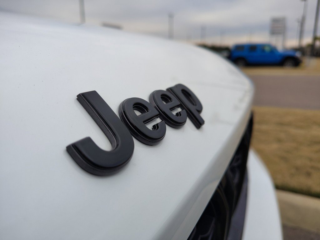 New 2025 Jeep Grand Cherokee Limited AWD/4WD image 3