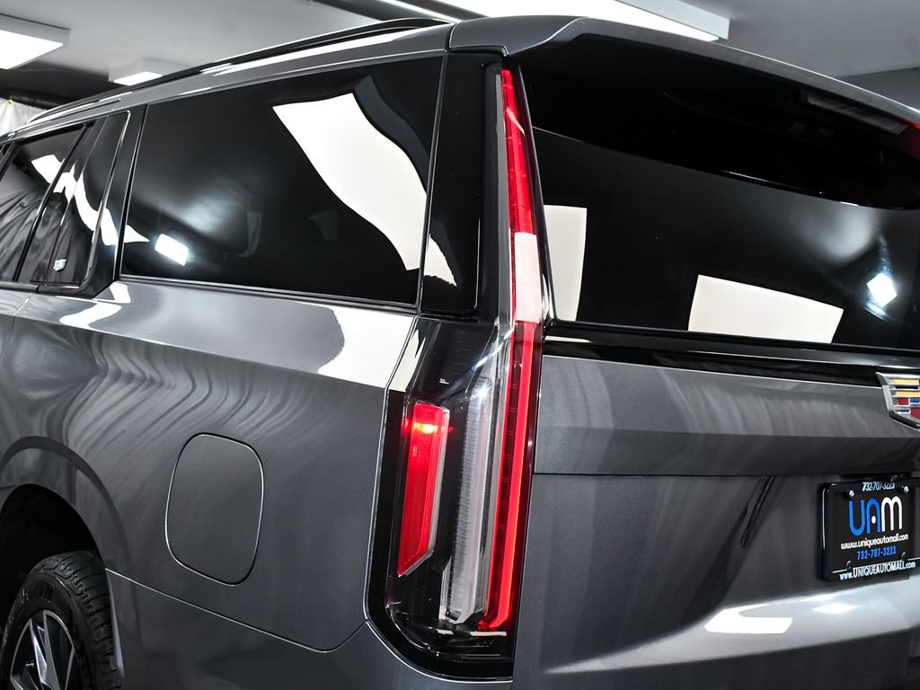 Used 2022 Cadillac Escalade ESV Sport w/ Touring Package AWD/4WD image 87