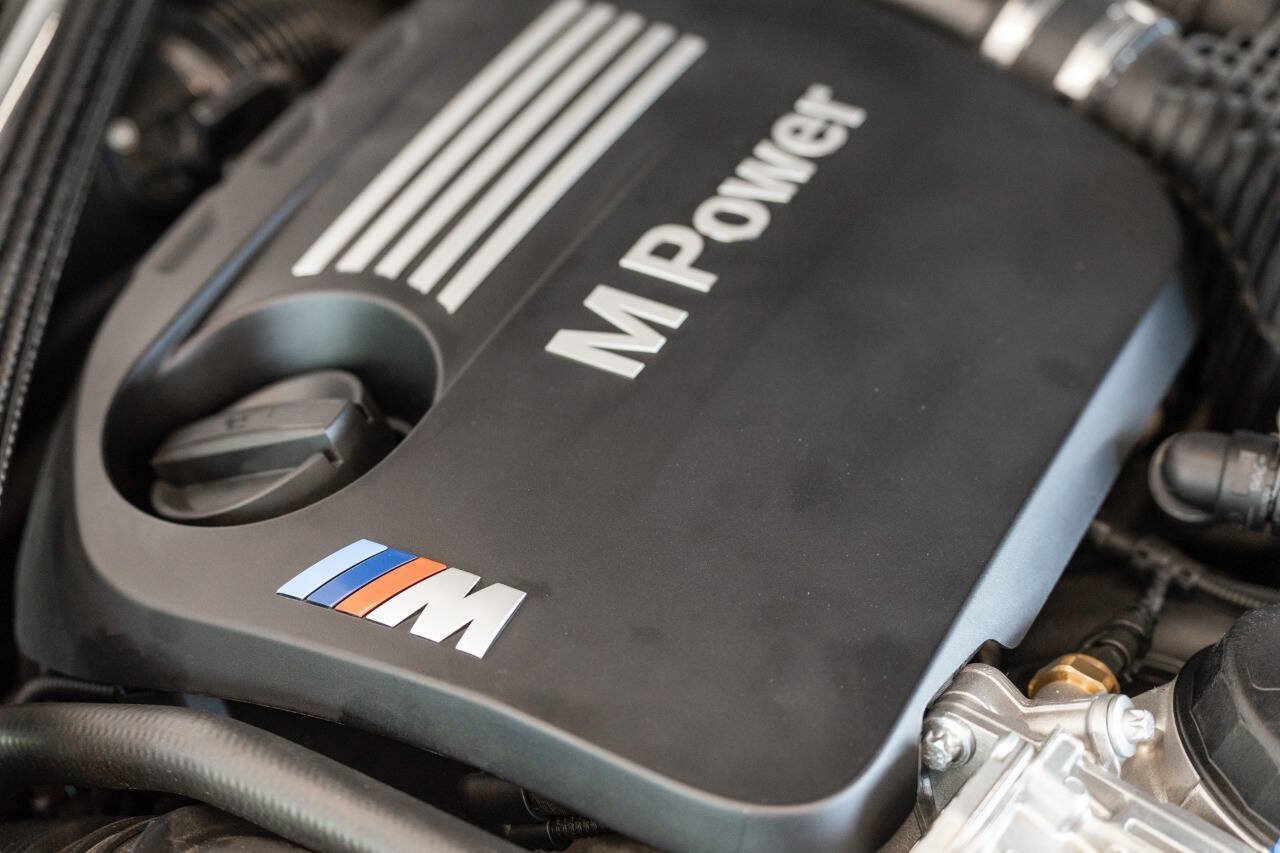 Used 2016 BMW M4 GTS RWD image 23