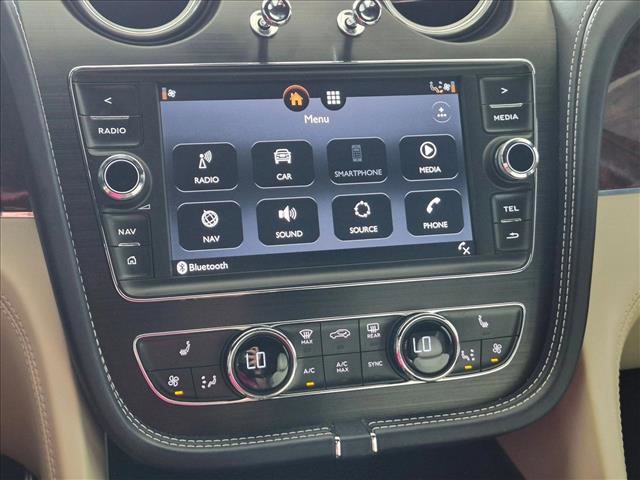 Used 2019 Bentley Bentayga AWD/4WD image 12