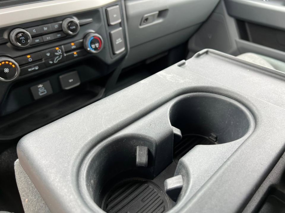 Used 2023 Ford F250 XLT w/ Snow Plow/Camper Package AWD/4WD image 31