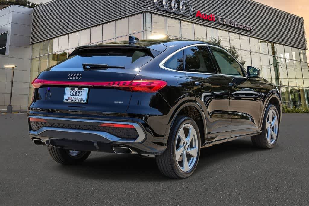 Used 2025 Audi Q5 Premium Plus w/ Premium Plus AWD/4WD image 4