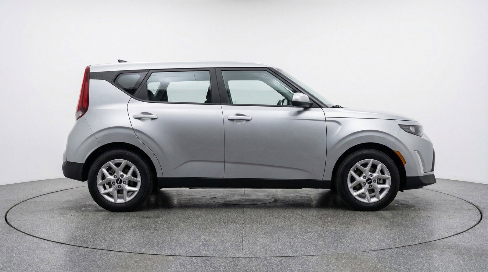 Used 2025 Kia Soul LX w/ LX Technology Package image 9
