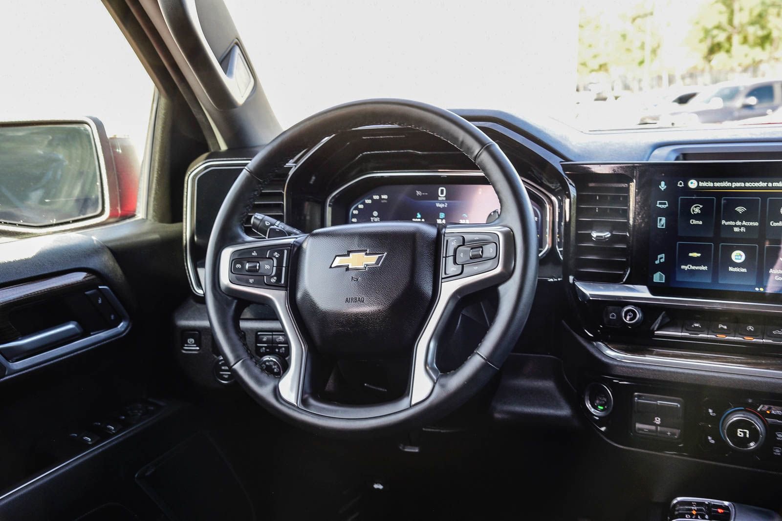 Used 2025 Chevrolet Silverado 1500 LT w/ Safety Package image 18