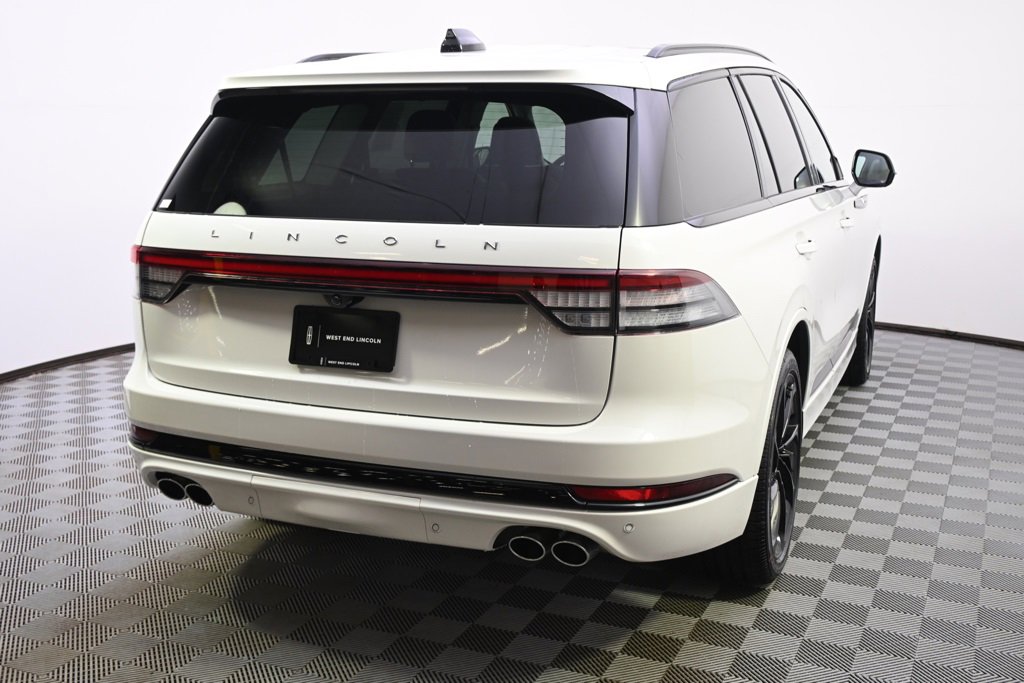 New 2026 Lincoln Aviator Reserve image 6