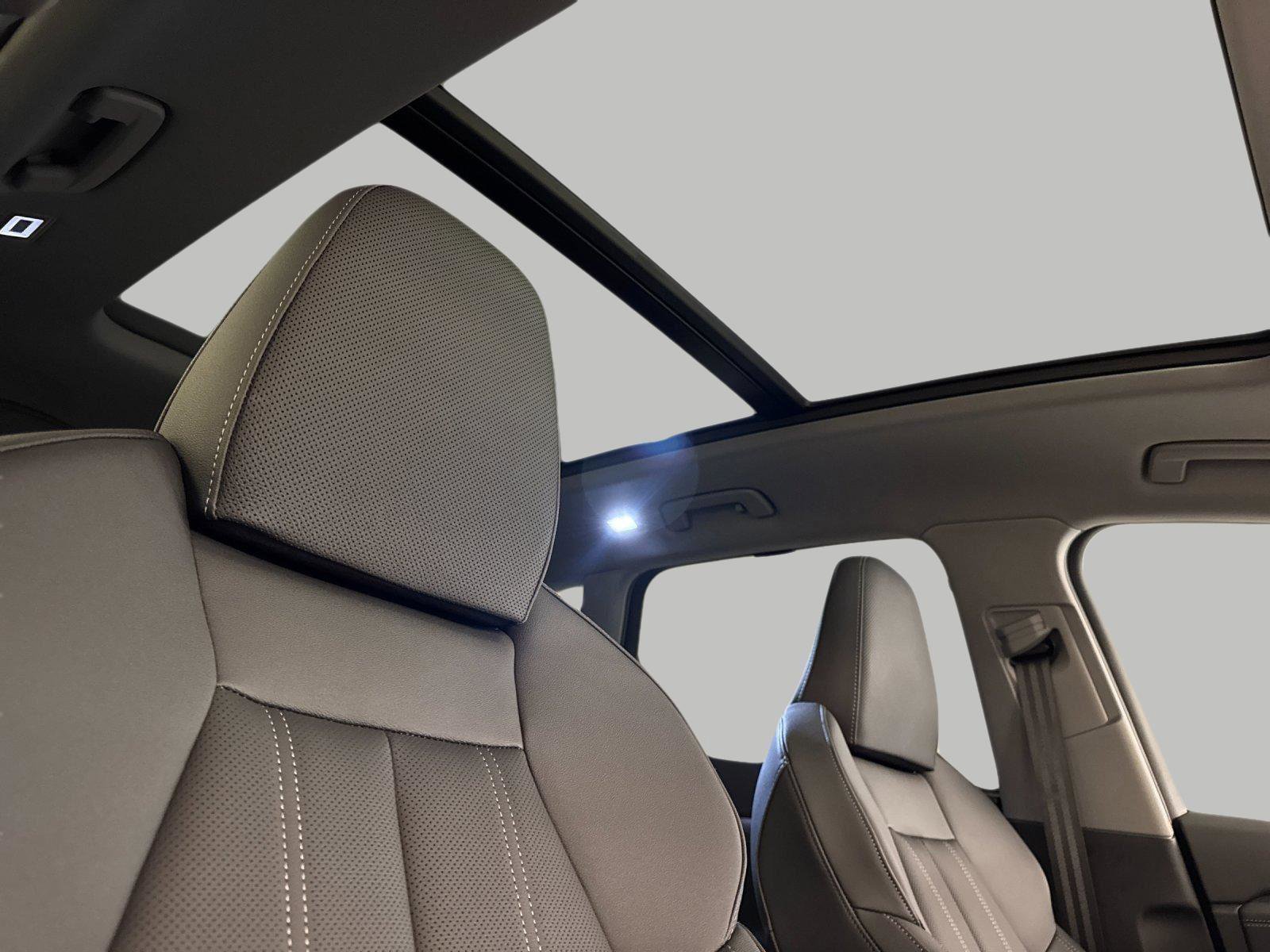 New 2025 Audi Q6 e-tron Premium Plus image 16