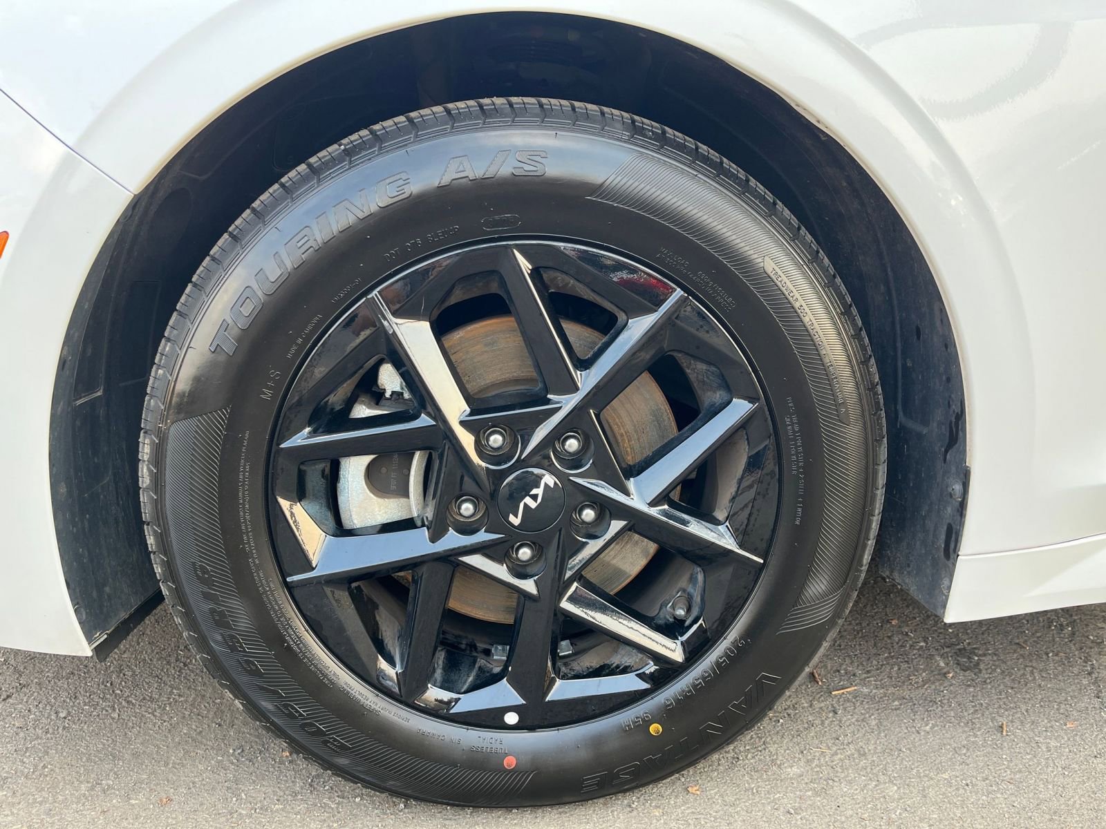 Used 2025 Kia K5 LXS image 29