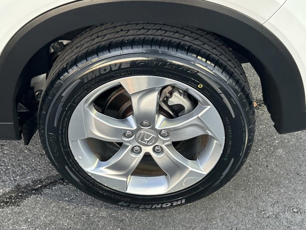 Used 2021 Honda HR-V LX image 14