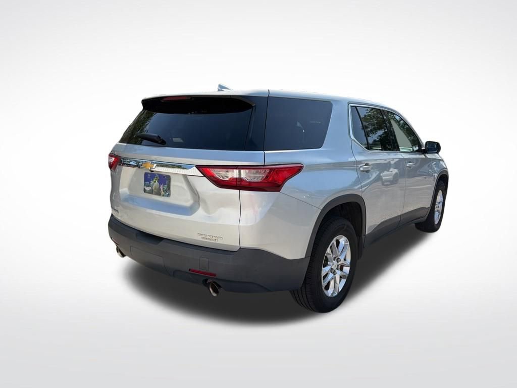 Used 2018 Chevrolet Traverse LS image 5