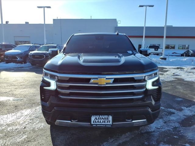 Used 2024 Chevrolet Silverado 1500 High Country w/ High Country Premium Package image 12