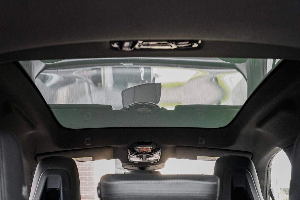 Used 2025 BMW iX xDrive50 w/ Premium Package image 19