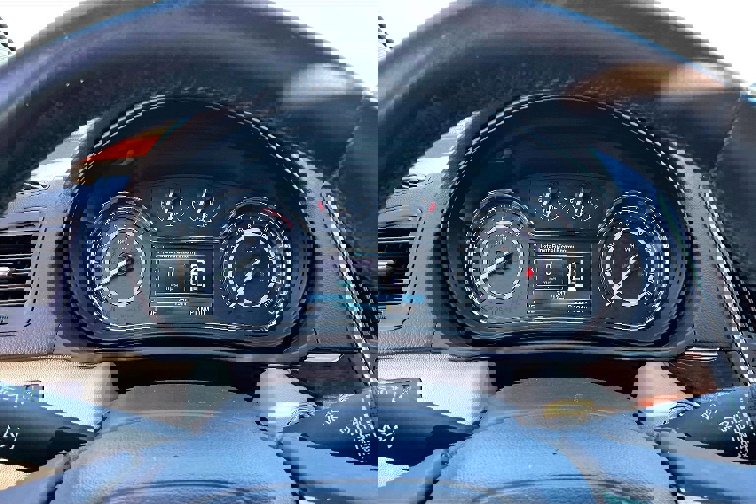 Used 2015 Buick Regal Premium w/ Experience Buick Package image 19