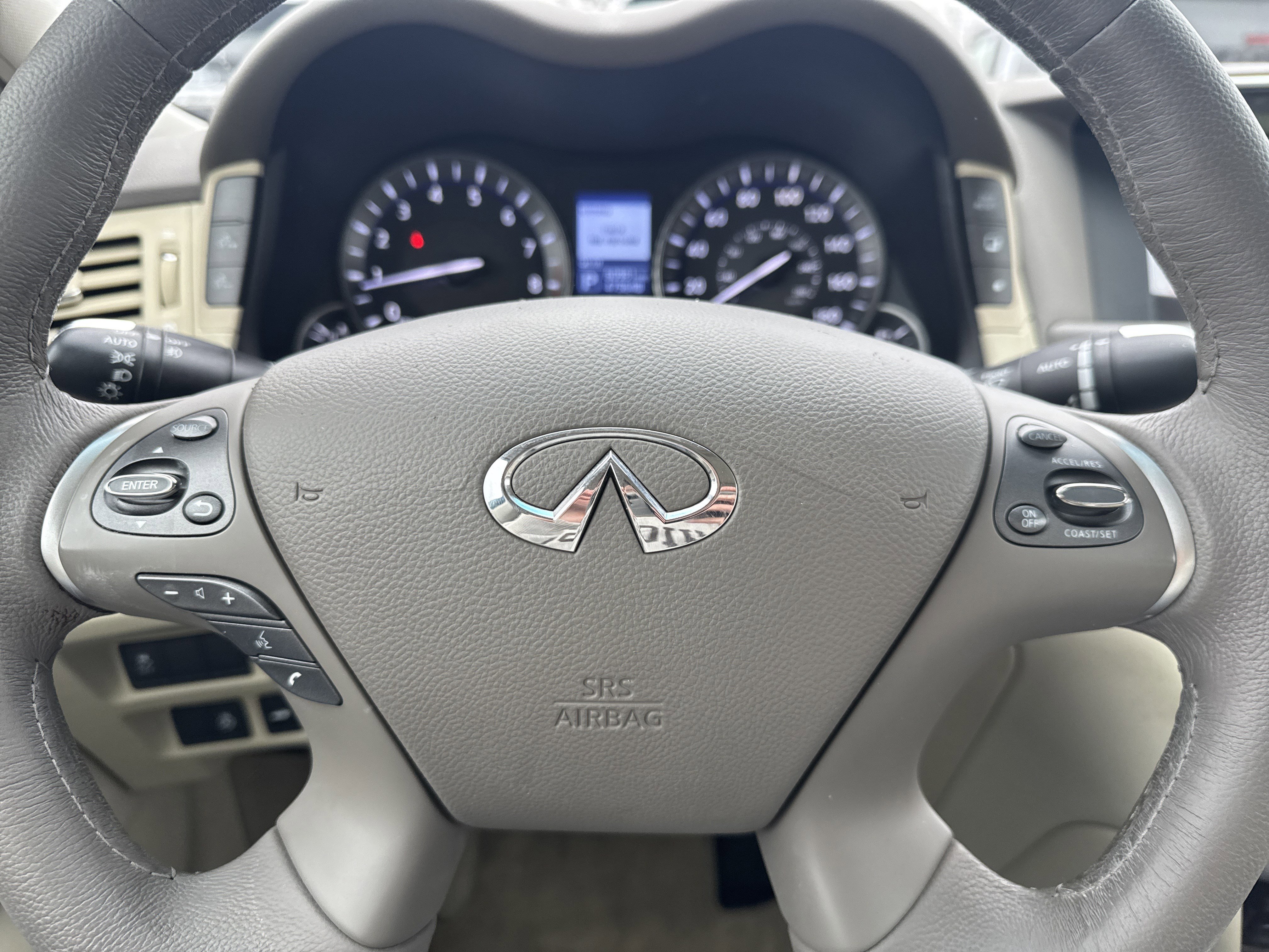 Used 2019 INFINITI Q70 L 3.7 image 15