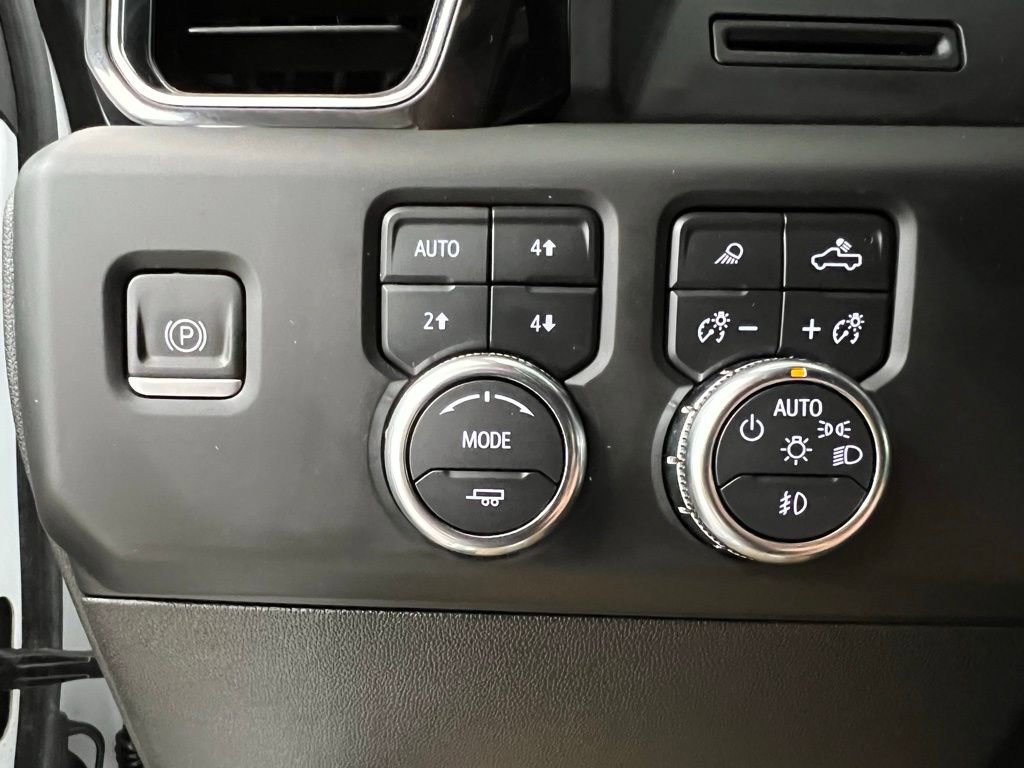 Used 2024 GMC Sierra 3500 Denali image 33