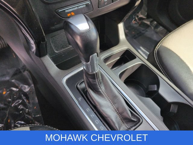 Used 2017 Ford Escape SE w/ Equipment Group 201A AWD/4WD image 16
