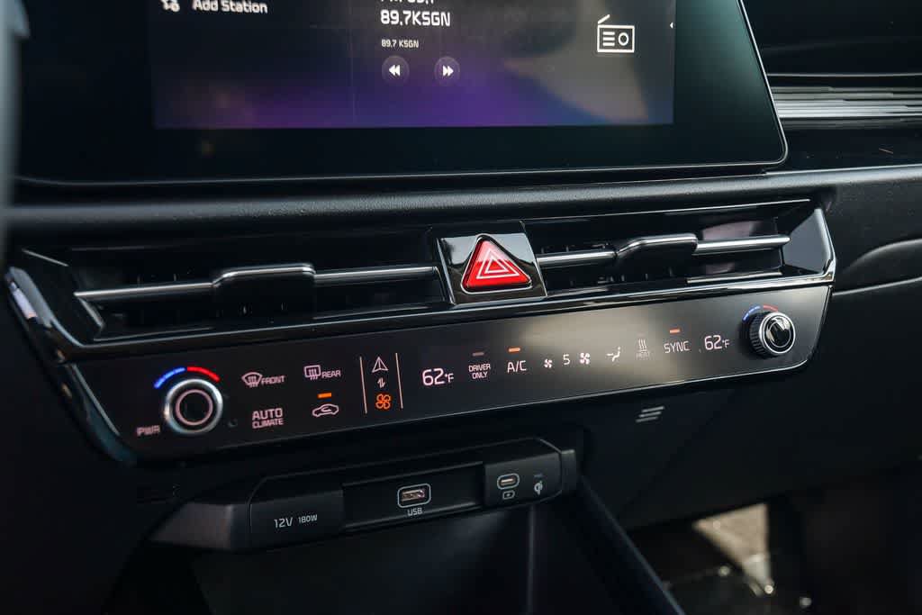 Used 2024 Kia Niro Wind FWD image 21