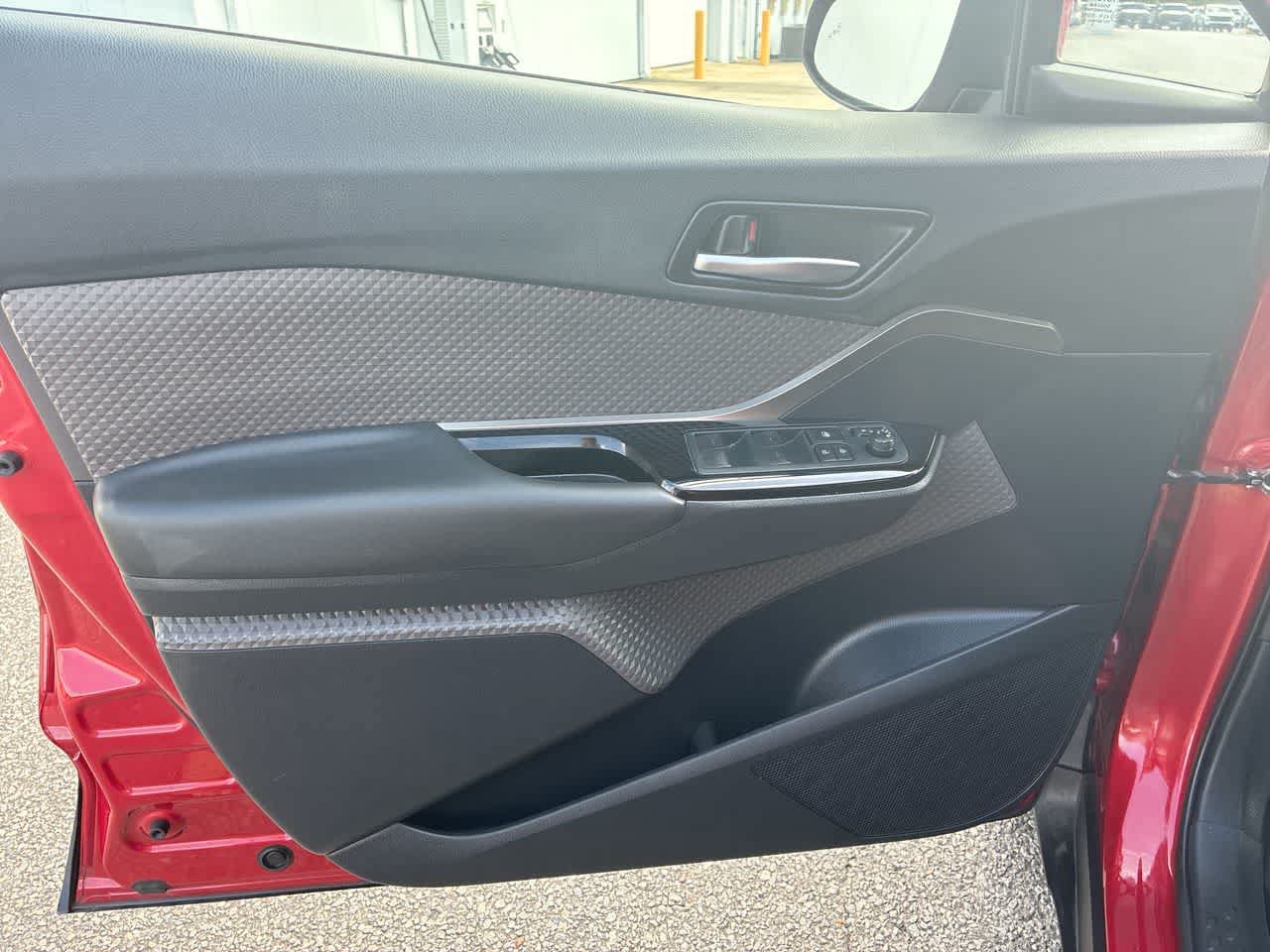 Used 2022 Toyota C-HR Limited FWD image 20