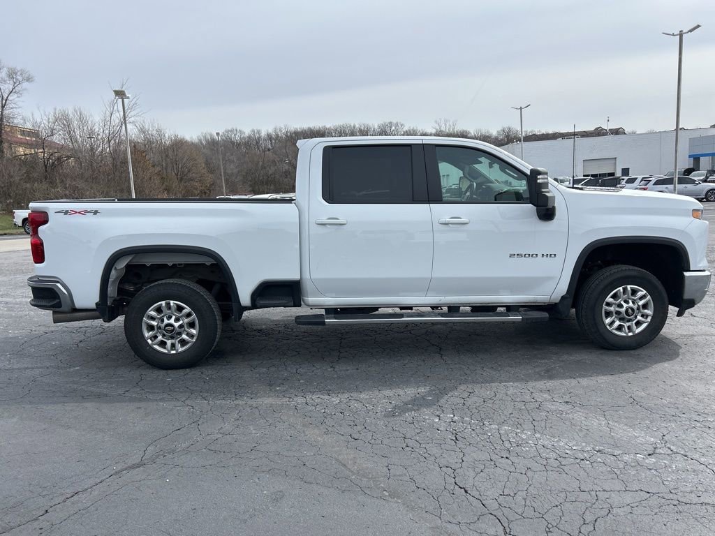 Used 2025 Chevrolet Silverado 2500 LT w/ Convenience Package image 4