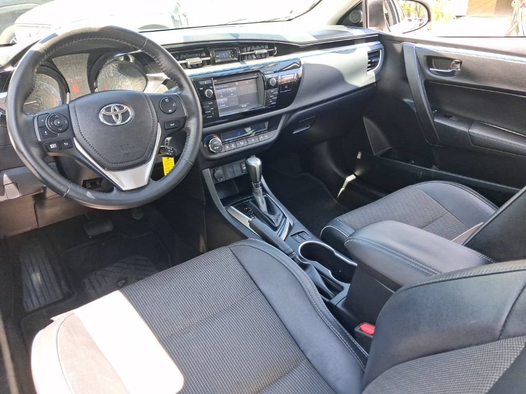 Used 2015 Toyota Corolla S FWD image 14